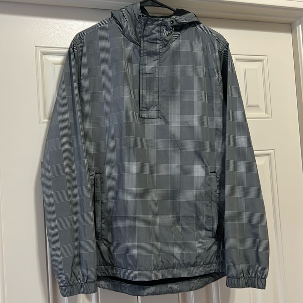 Men’s American Eagle quarter zip hooded windbreaker